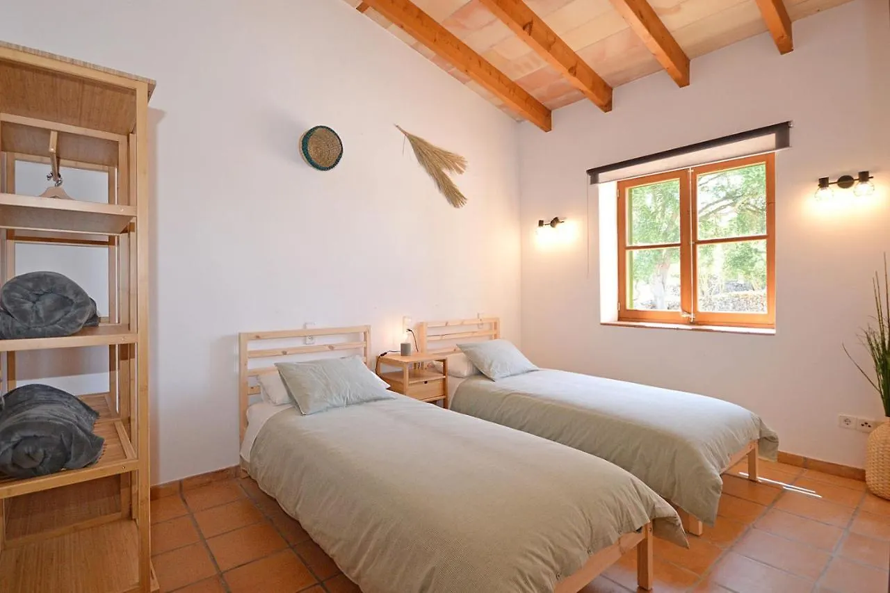 Holiday home Villa Calderitx Ariany